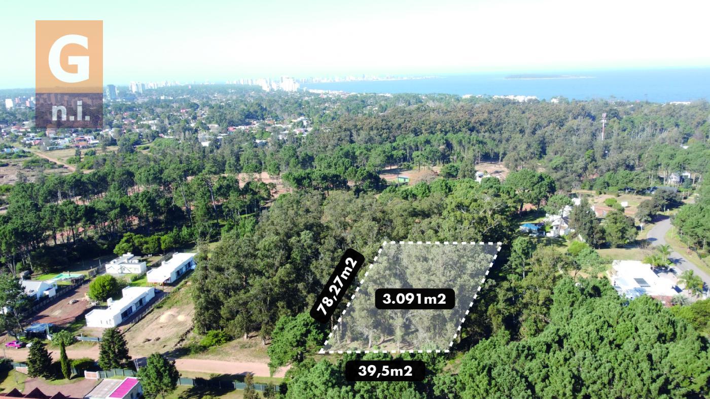 Terreno en Maldonado (Parque Burnet) Ref. 4285