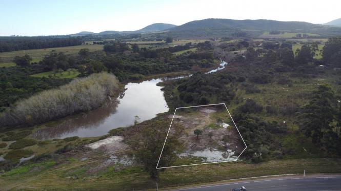 Terreno en Piriápolis (Barra de Portezuelo) - Ref. 4721